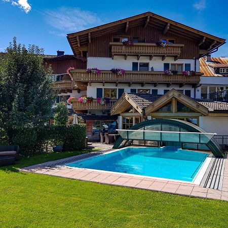 Hotel In The Heart Of The Alps Uttendorf Exteriör bild